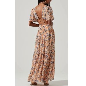 ASTR Sedona Floral Dress size M
